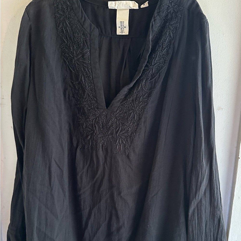 Women’s swimsuit coverup